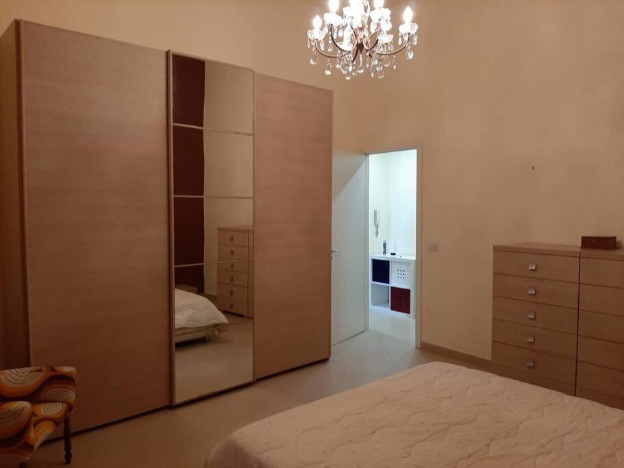 Chiara Home: Al Centro Di Катания Экстерьер фото